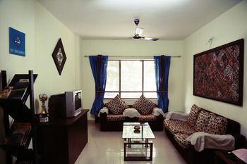 Oyo Apartments Kalyani Nagar Пюн Екстериор снимка